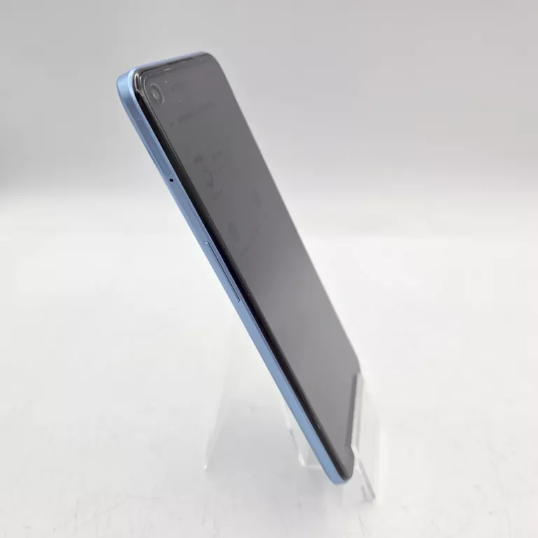 telefon-realme-8-5g-464gb-stan-11323-2