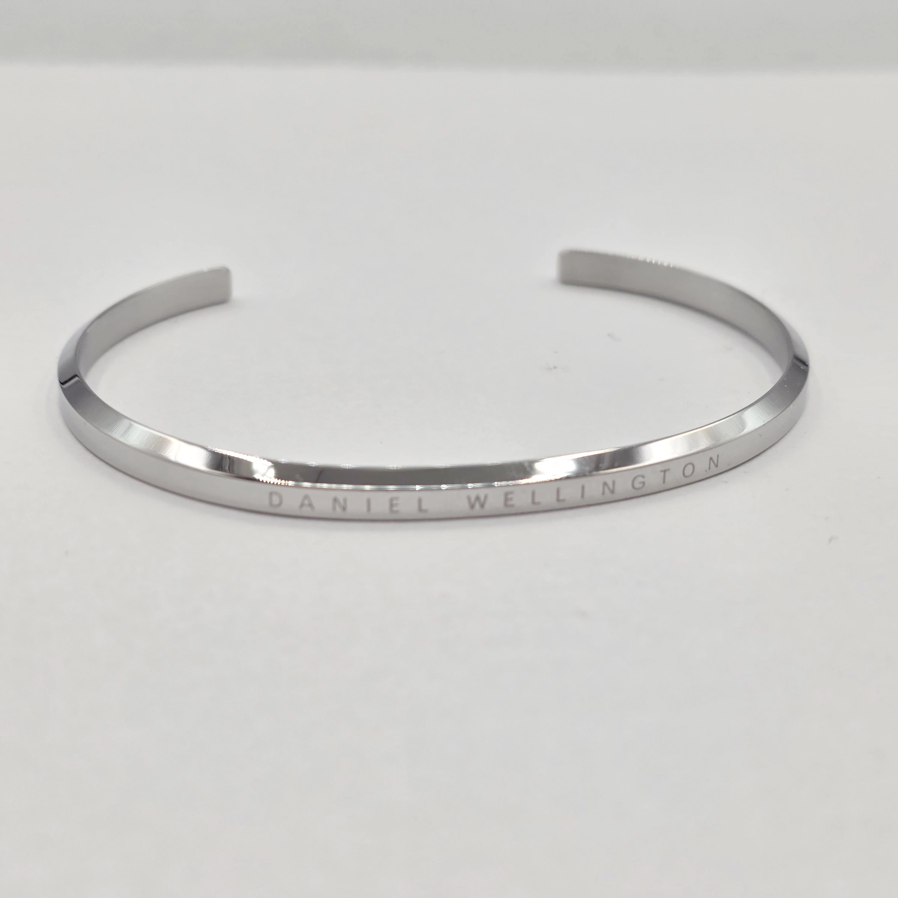 bransoletka-ze-stali-daniel-wellington-srebrna-3-maja-48-poznan-ska-x