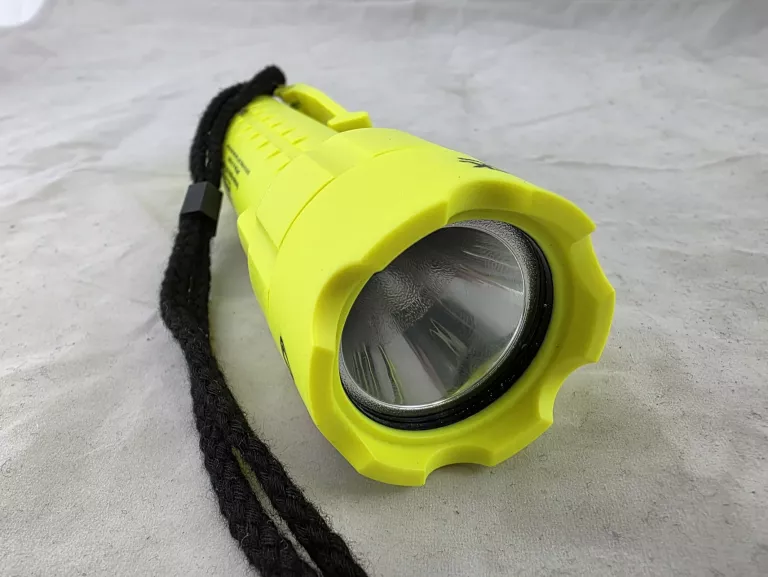 latarka-nightstick-xpp-5420gx-stan-11323-2