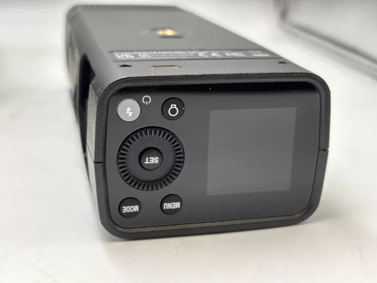 lampa-blyskowa-godox-ad200pro-ii-marka-248811-1951168