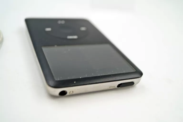 ipod-classic-80gb-ladowarka-kolor-249512-1647426