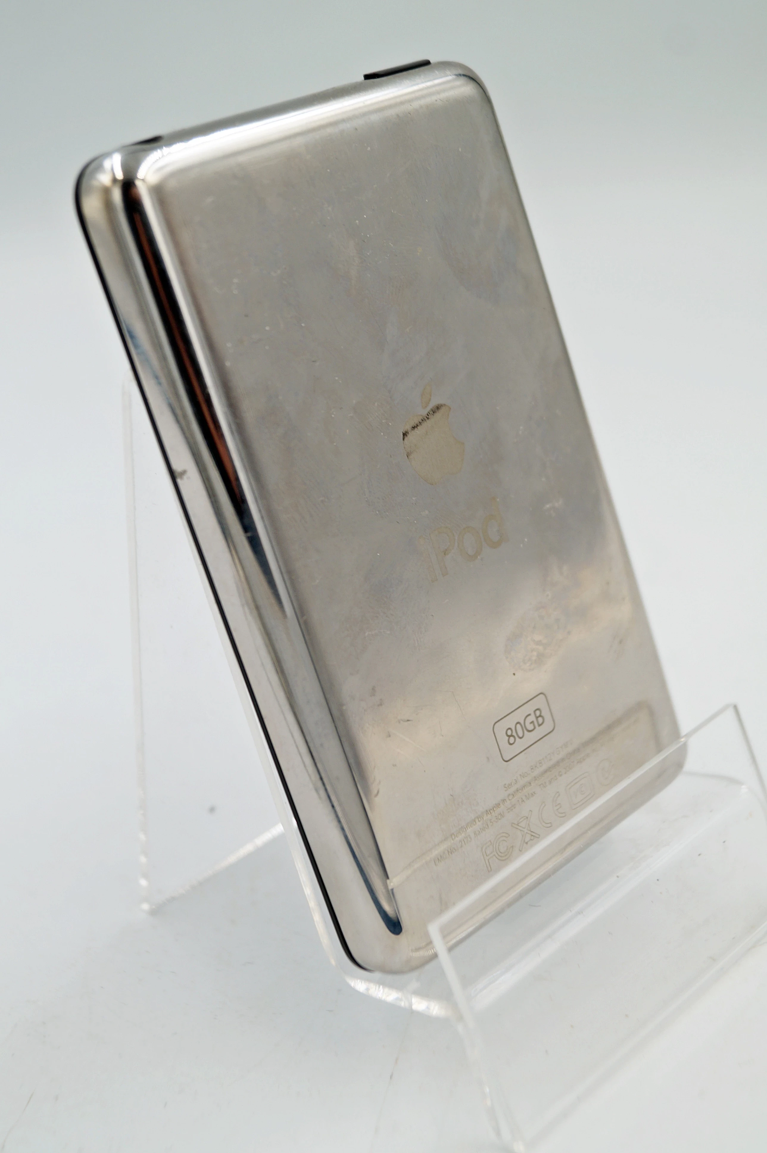 ipod-classic-80gb-ladowarka-wbudowana-pamiec-202869-214261