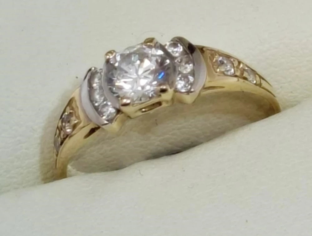 wyjatkowy-zloty-pierscionek-585-r-175-rodzaj-2205-2