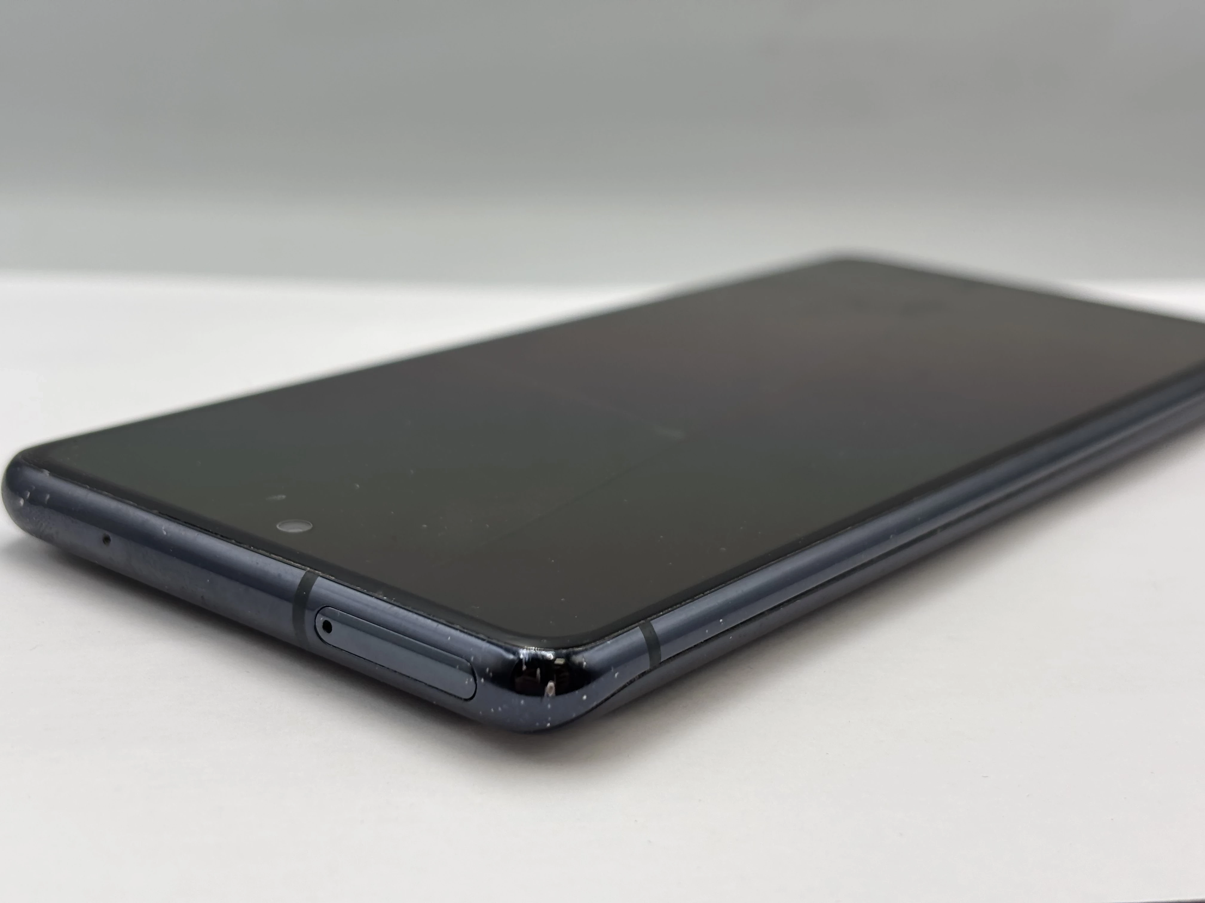 samsung-galaxy-s20-fe-8128gb-opis-kod-producenta-sm-g780fzbdeue