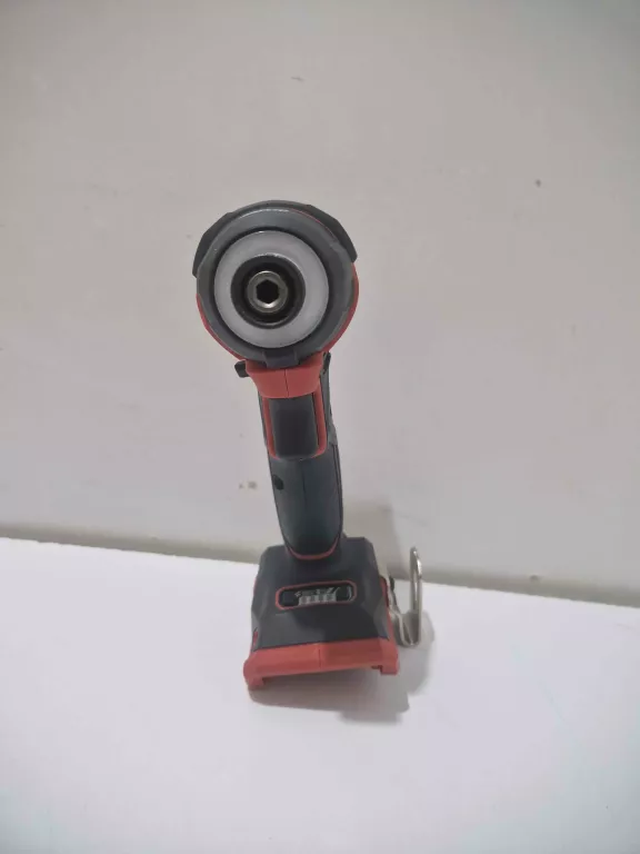 zakretarka-udarowa-3225-skil-bezszczotkowa-samo-body-rodzaj-silnika-204657-221325