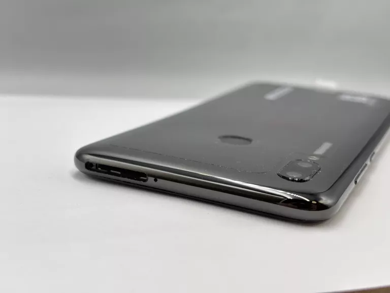 huawei-p-smart-2019-64gb3gb-brak-wejscia-sim-kod-producenta-pot-lx1