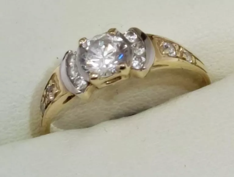 wyjatkowy-zloty-pierscionek-585-r-175-rodzaj-2205-2