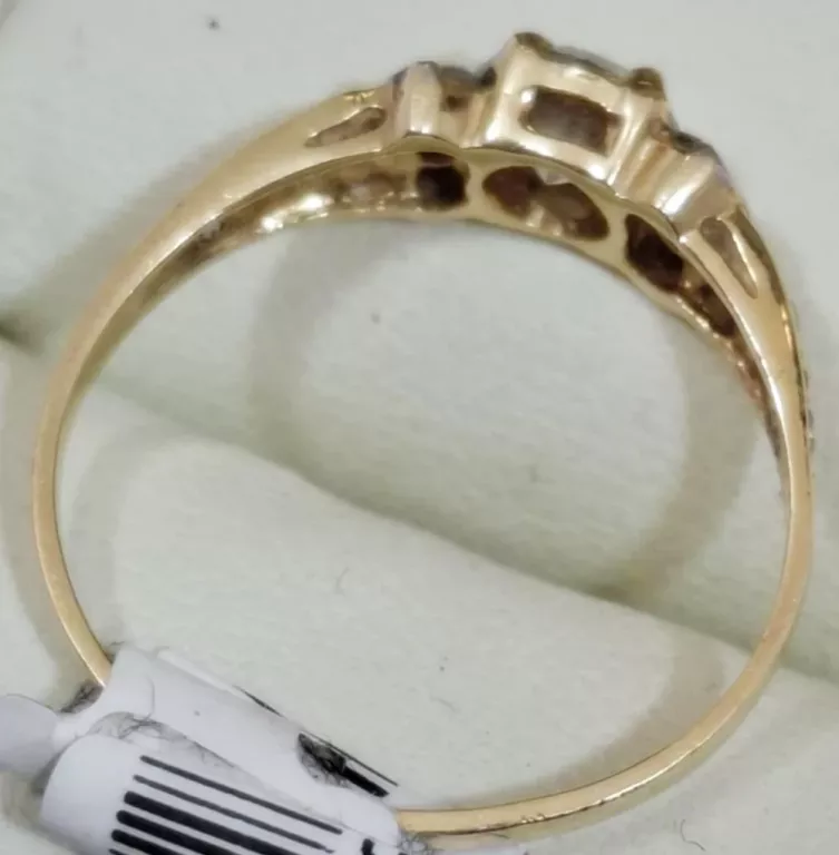 wyjatkowy-zloty-pierscionek-585-r-175-stan-11323-2