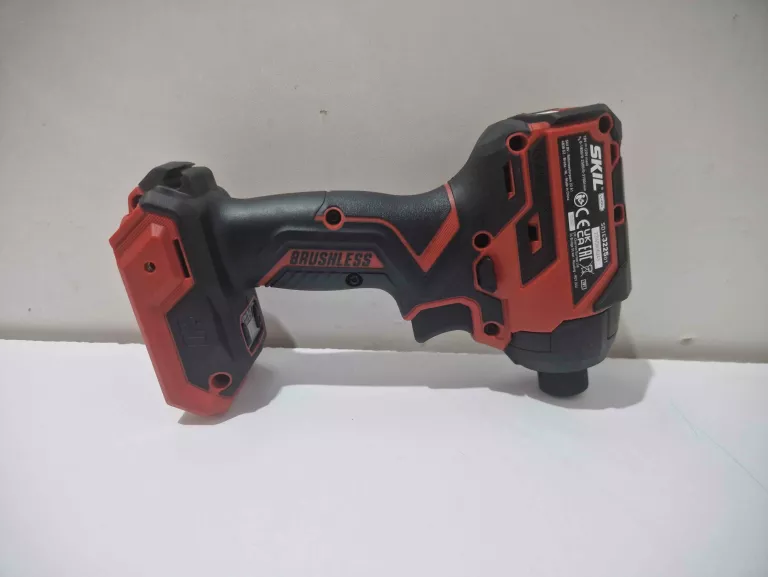 zakretarka-udarowa-3225-skil-bezszczotkowa-samo-body-stan-11323-2