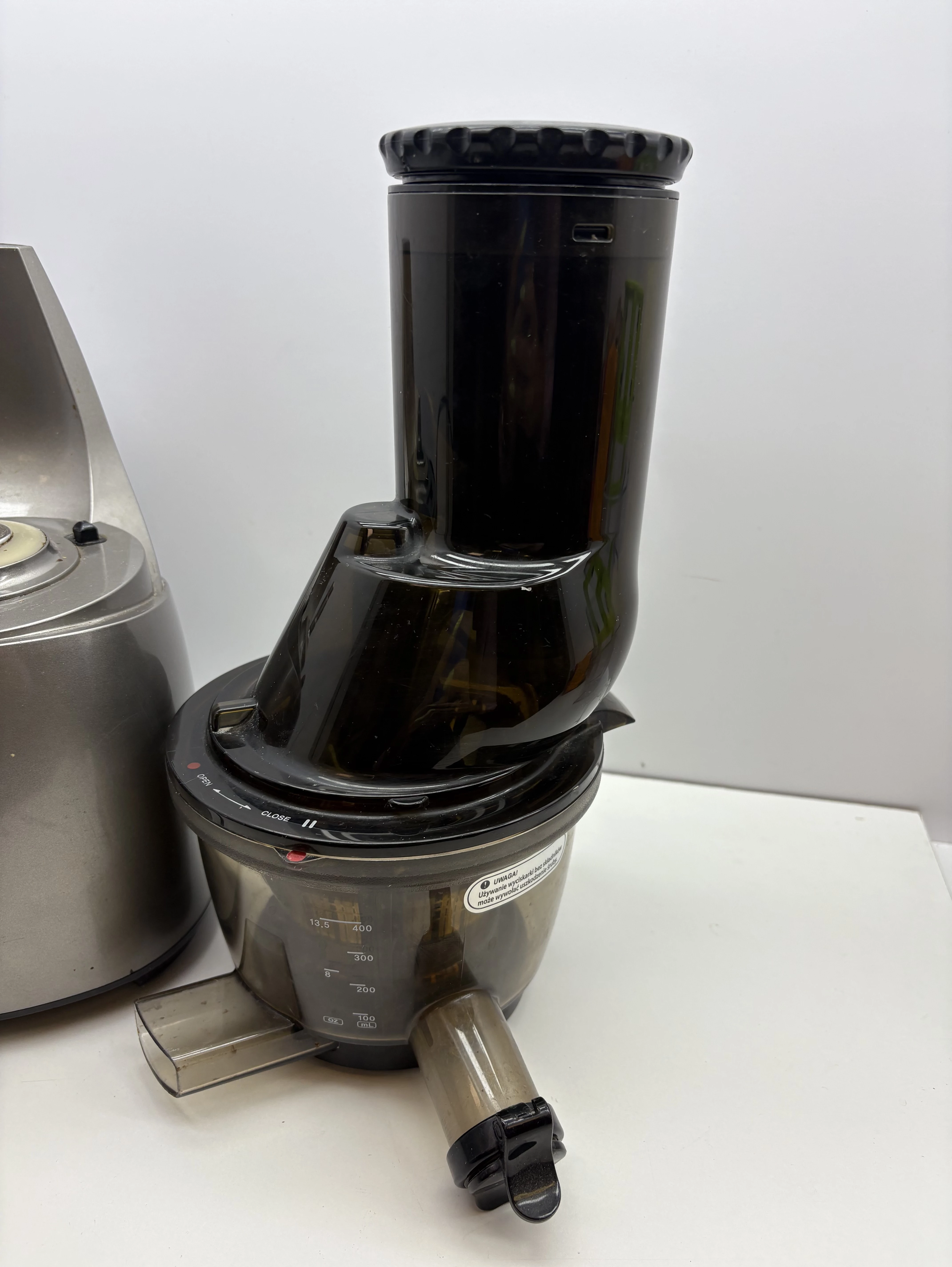 wyciskarka-do-soku-wolnoobrotowa-kuvings-ns-621ces-stan-11323-2