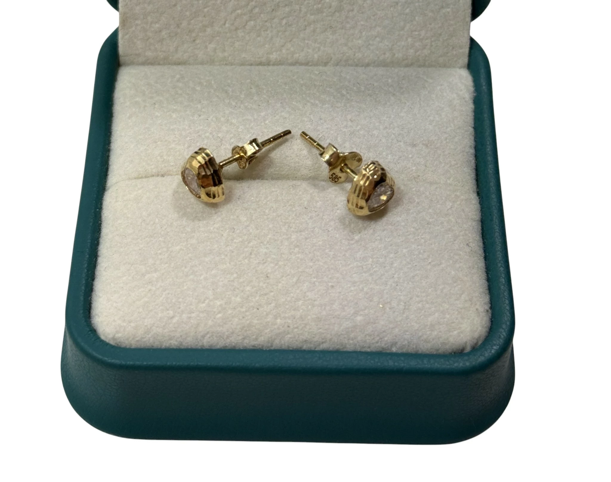 zlote-kolczyki-serca-z-cyrkoniami-585-109g-material-15835-2