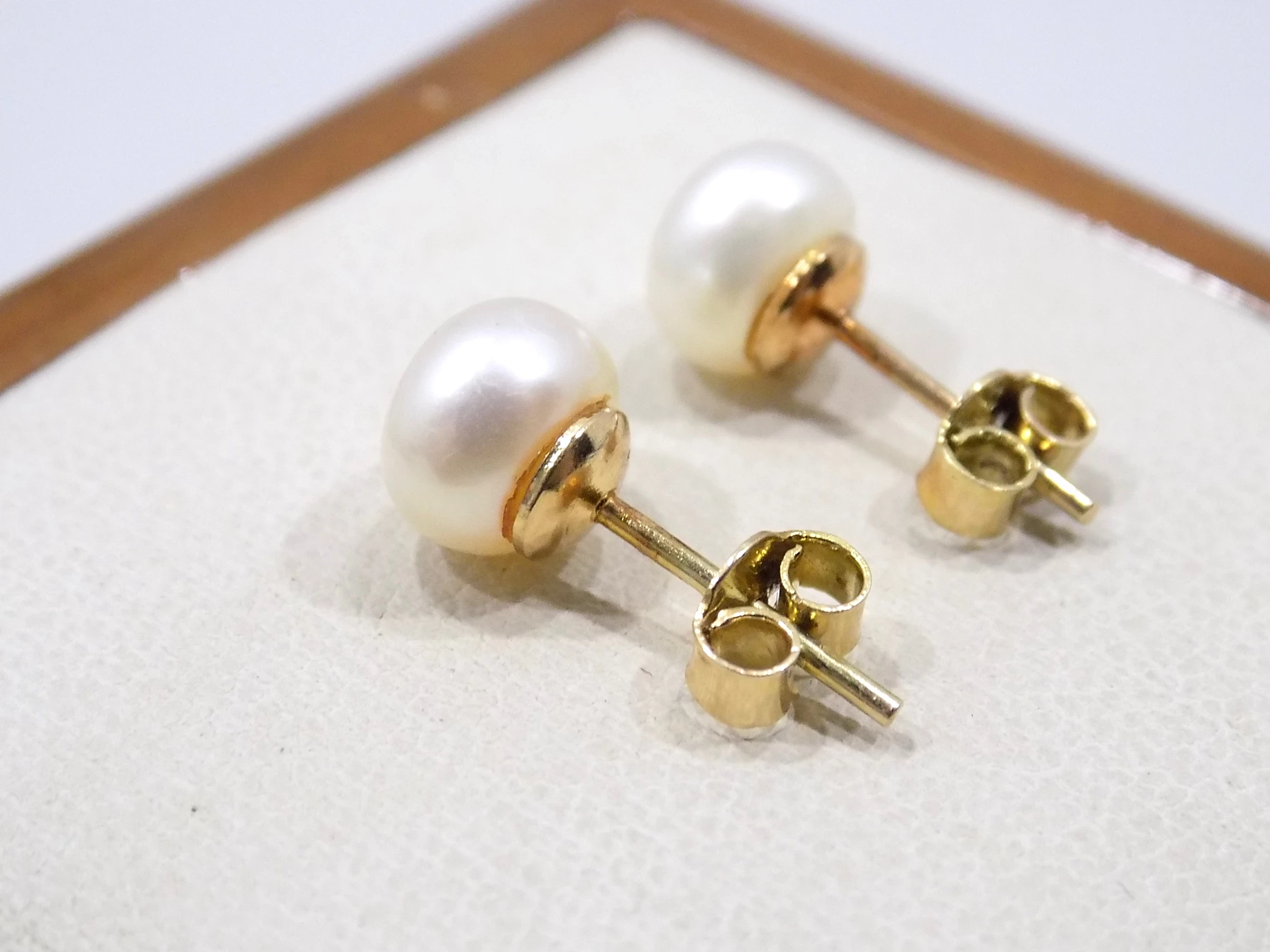 zlote-kolczyki-perelki-waga-ok-183-g-proba-585-rodzaj-zapiecia-2207-1