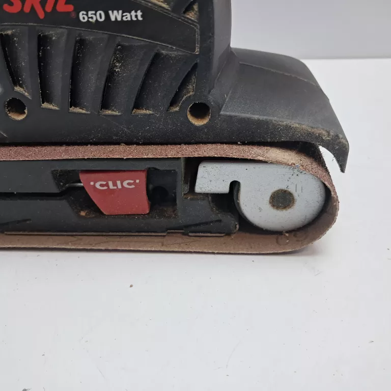 strug-skil-650watt-szerokosc-strugania-8500