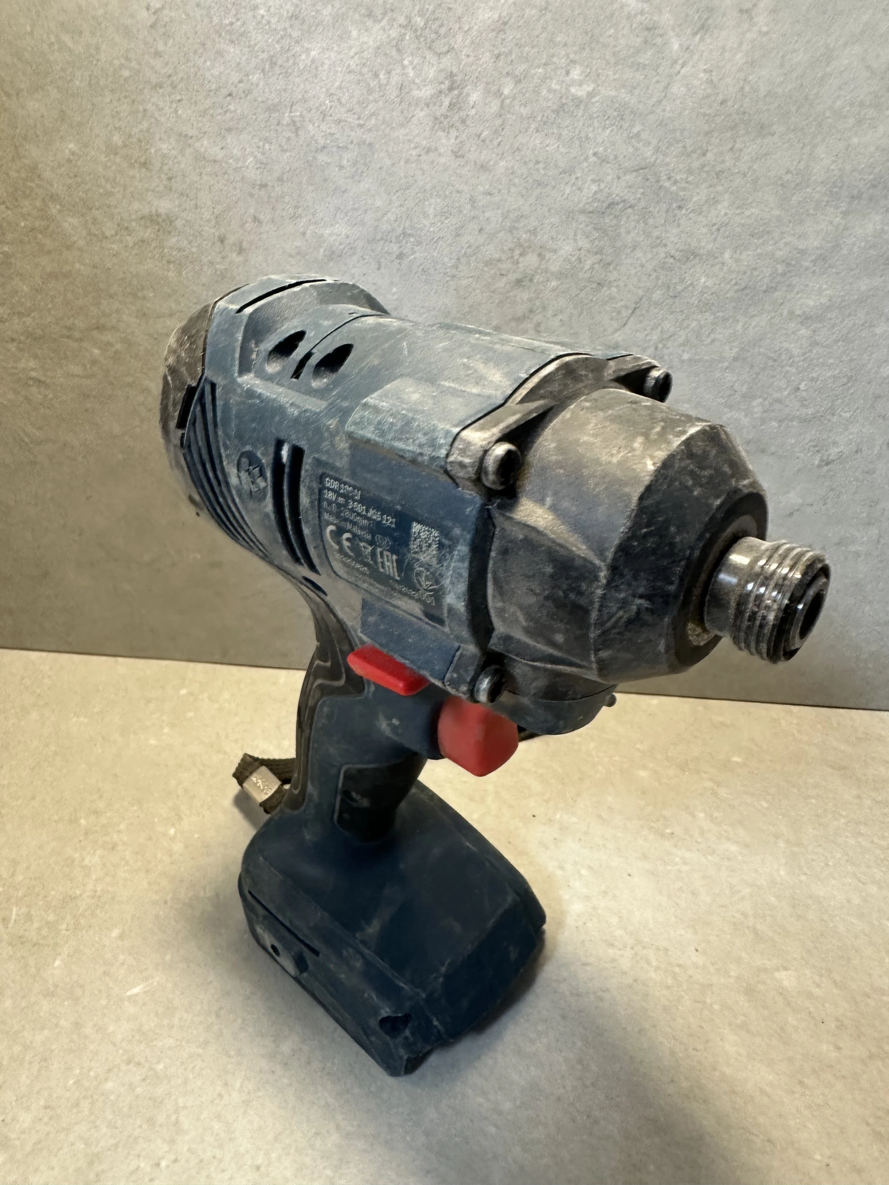 zakretarka-bosch-gdr-180-li-2023r-body-rodzaj-silnika-204657-221321