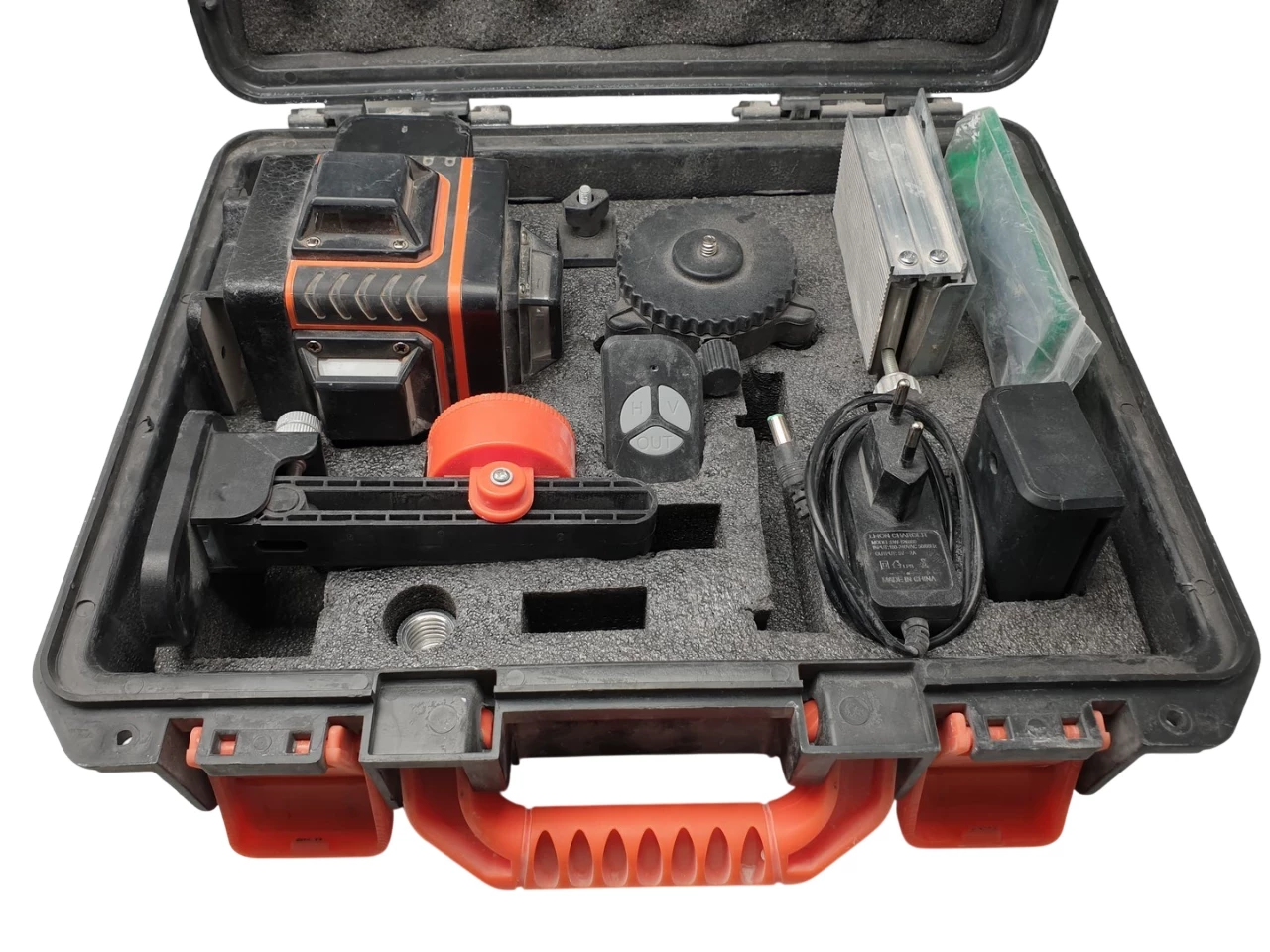 poziomica-laserowa-heckermann-4dl-zestaw-walizka-wroclawska-6-opole-sj