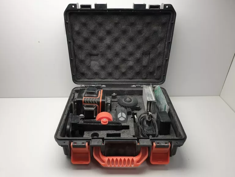 poziomica-laserowa-heckermann-4dl-zestaw-walizka-marka-248811-971157