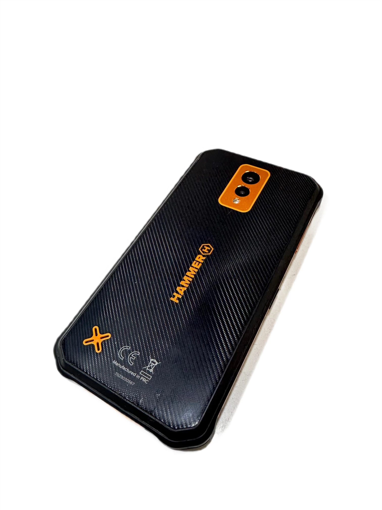 telefon-hammer-x-przekatna-ekranu-550