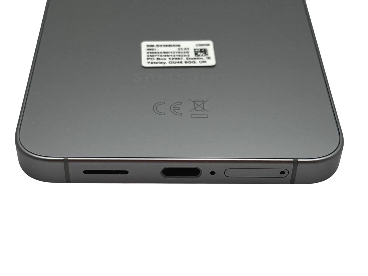 telefon-samsung-galaxy-s25-5g-12256gb-67-120hz-4900mah-opis-pamiec-ram-202865-324301