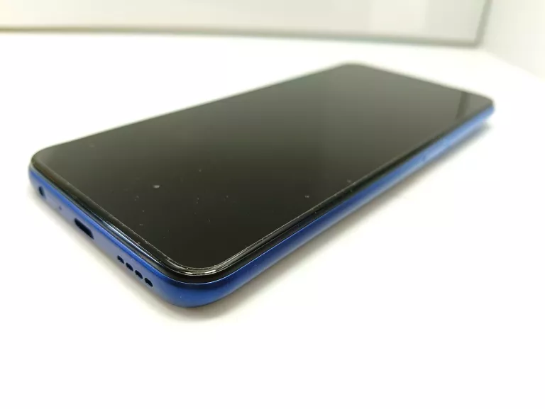 telefon-realme-7-5g-6128-gb-system-operacyjny-4388-1