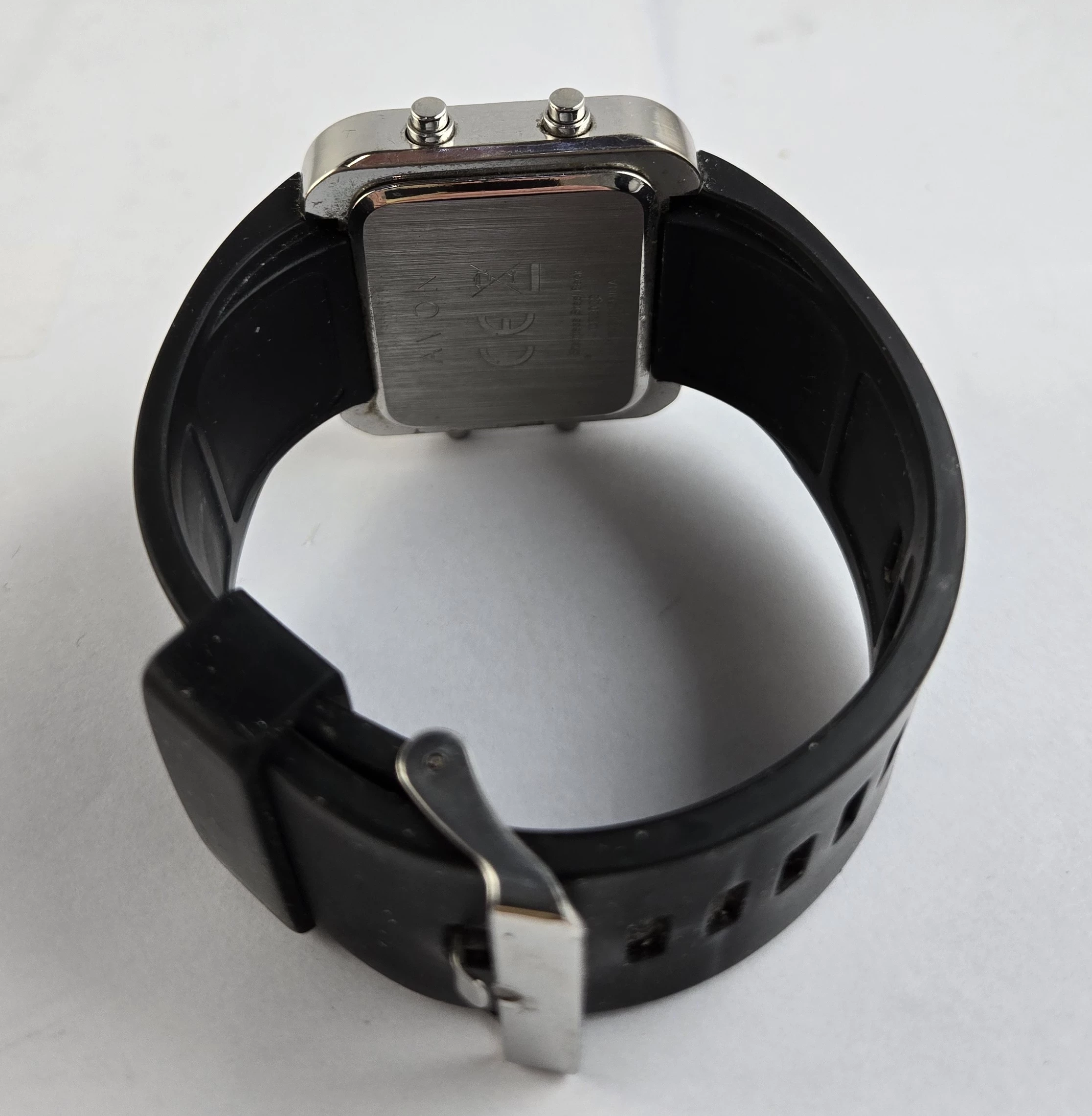 zegarek-avon-elektorniczny-rodzaj-129220-2