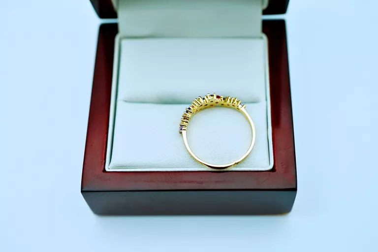 piekny-zloty-pierscionek-585-14k-205g-r-19-kamien-17088-128