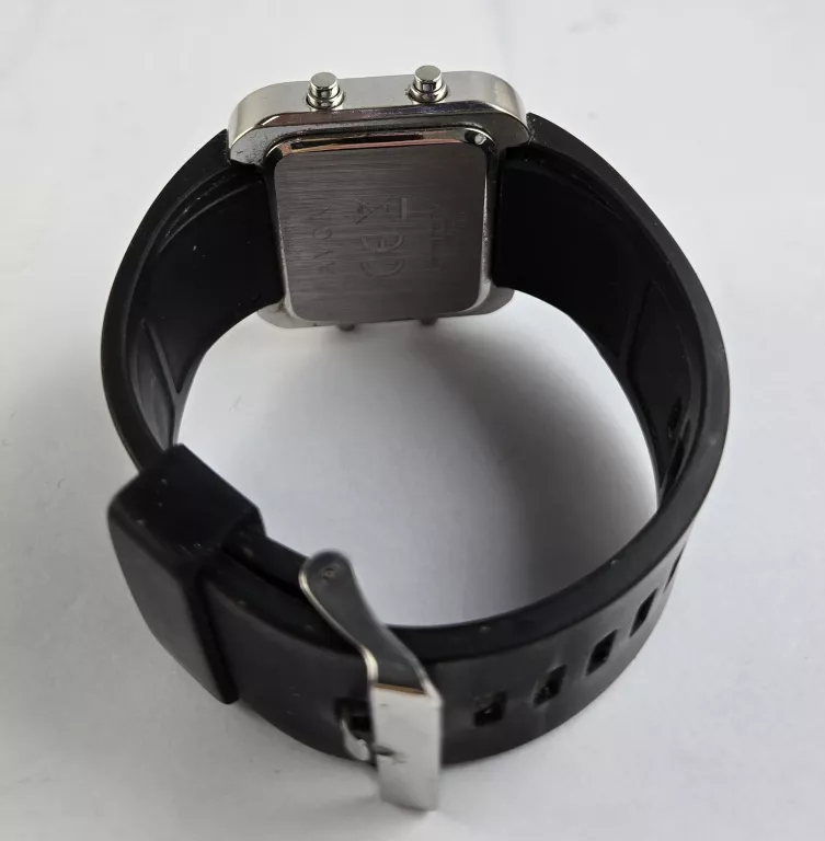 zegarek-avon-elektorniczny-rodzaj-129220-2