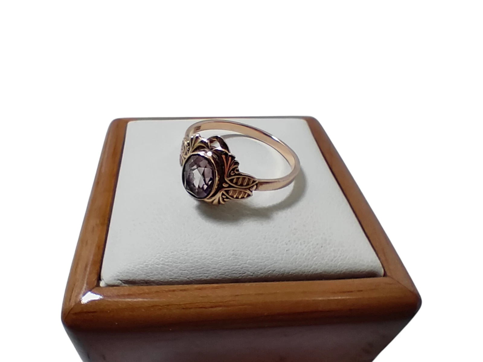 piekny-zloty-pierscionek-323g585-stan-11323-2