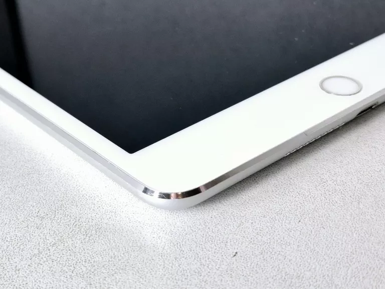 tablet-ipad-apple-mini-4-128-gb-79-cala-system-operacyjny-16332-4