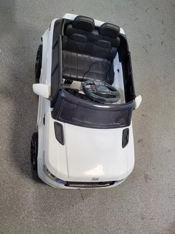 auto-na-akumulator-dla-dzieci-cabrio-pojazd-samochod-elektryczny-zabawka-kod-producenta-auto-zabawka-dla-dzieci