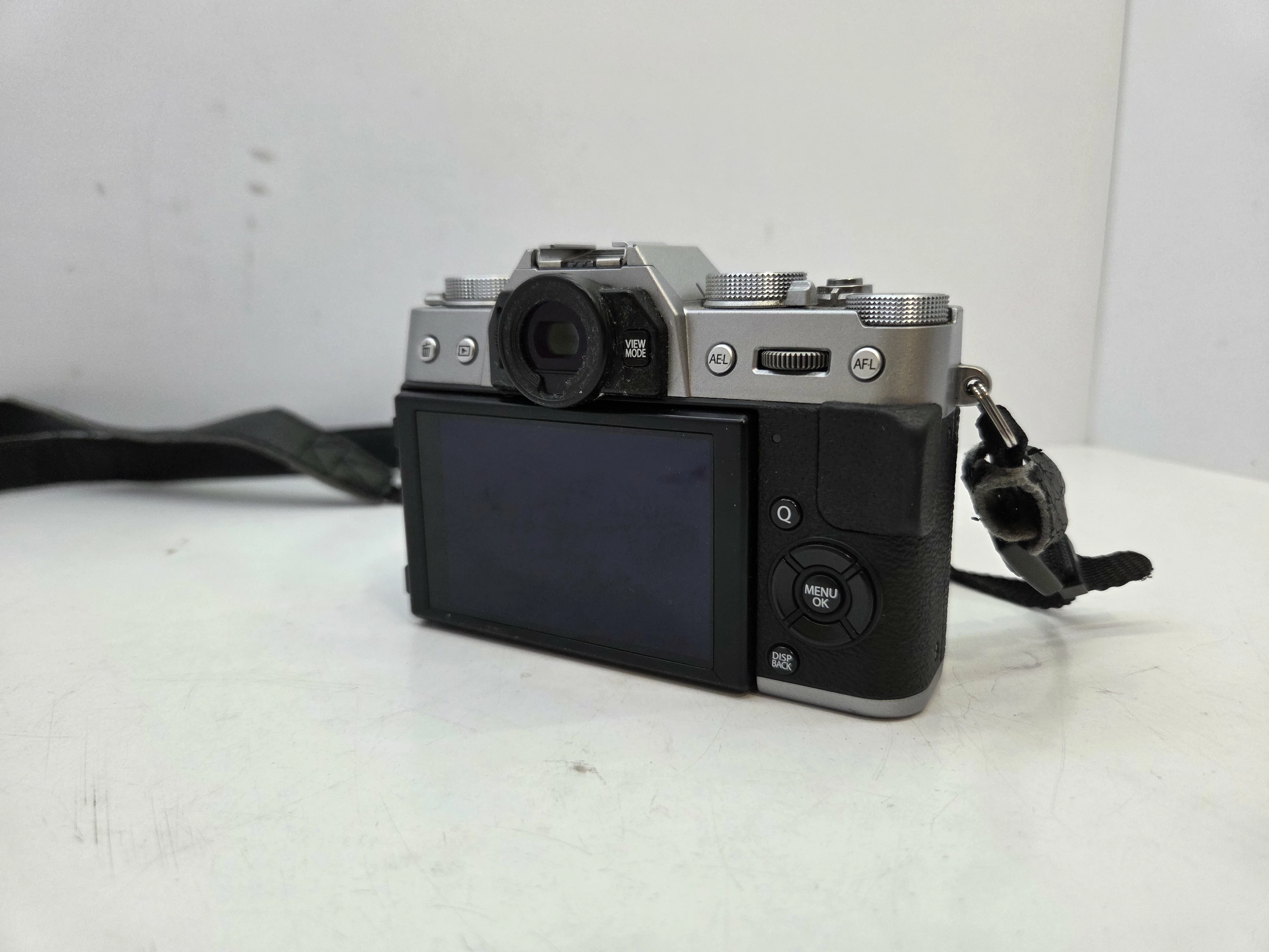 aparat-fujifilm-x-t20-xf-18-5528-4-rozdzielczosc-2430