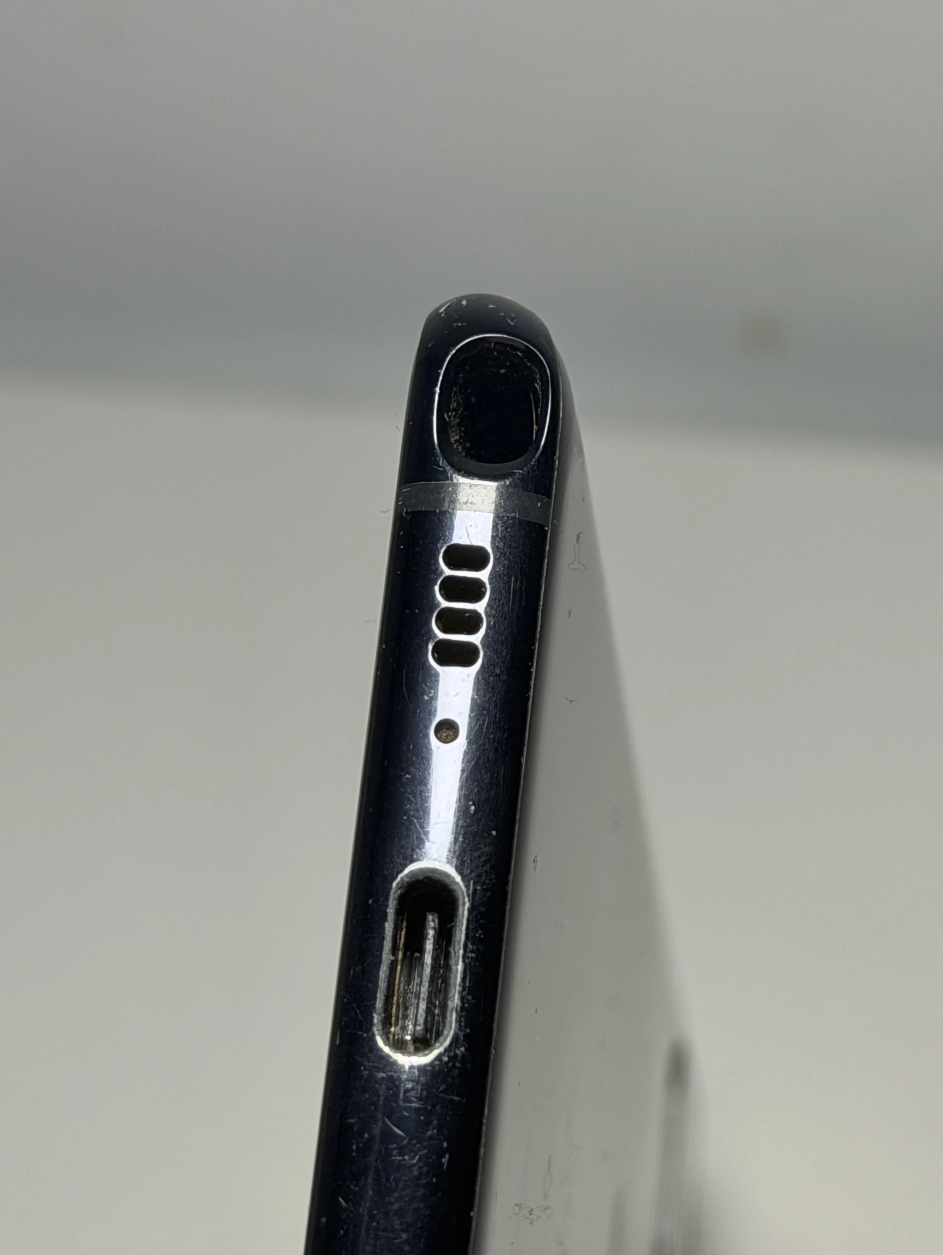 telefon-samsung-galaxy-note-10-lite-6gb128gb-pojemnosc-akumulatora-4500