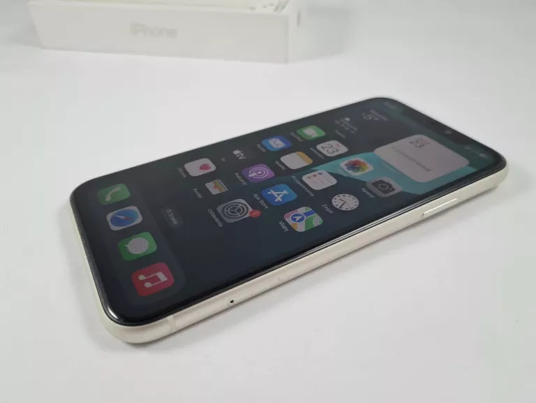 apple-iphone-11-64gb-bat-83-pudelko-ladny-stan-11323-2