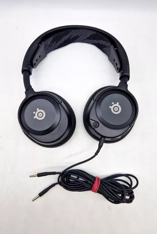 sluchawki-steelseries-arctis-nova-1-bankowa-16e-police