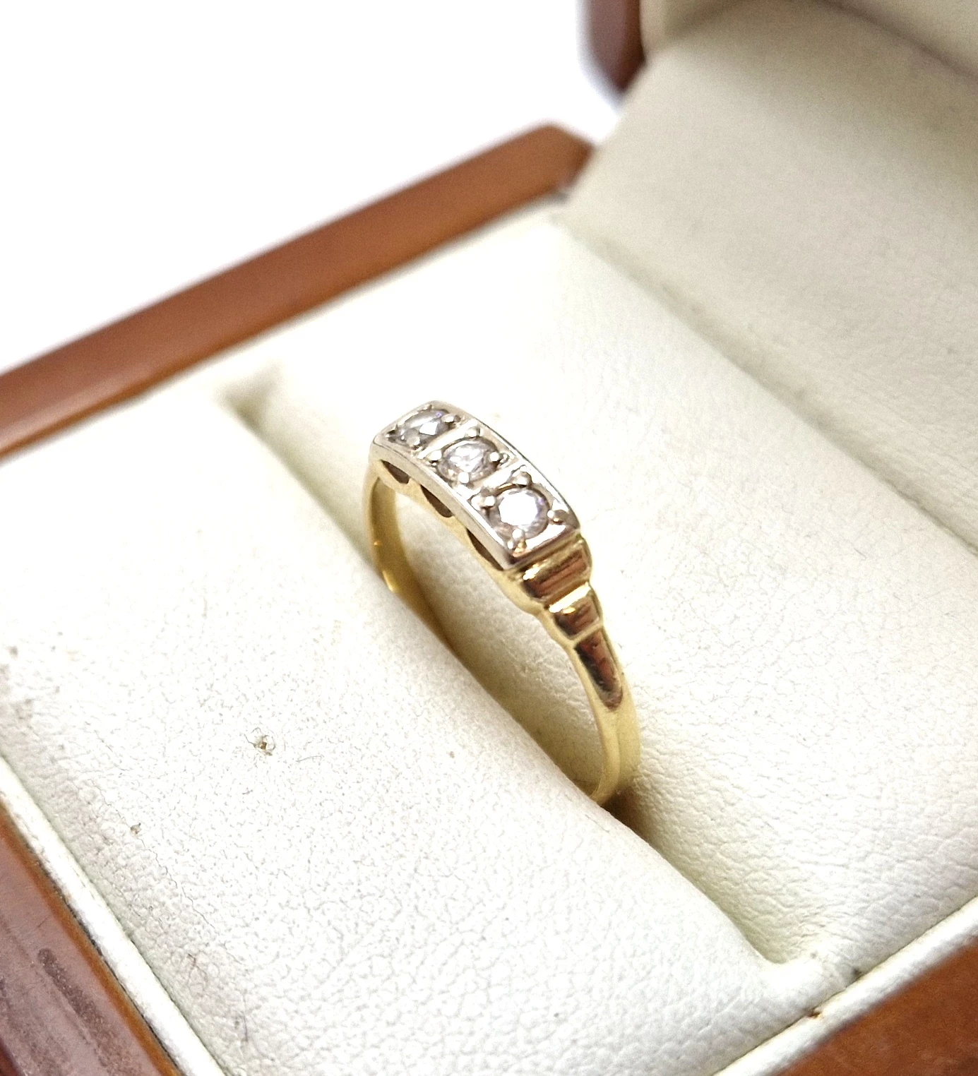 piekny-pierscionek-158g-r-12-p585-bydgoska-1a-pila