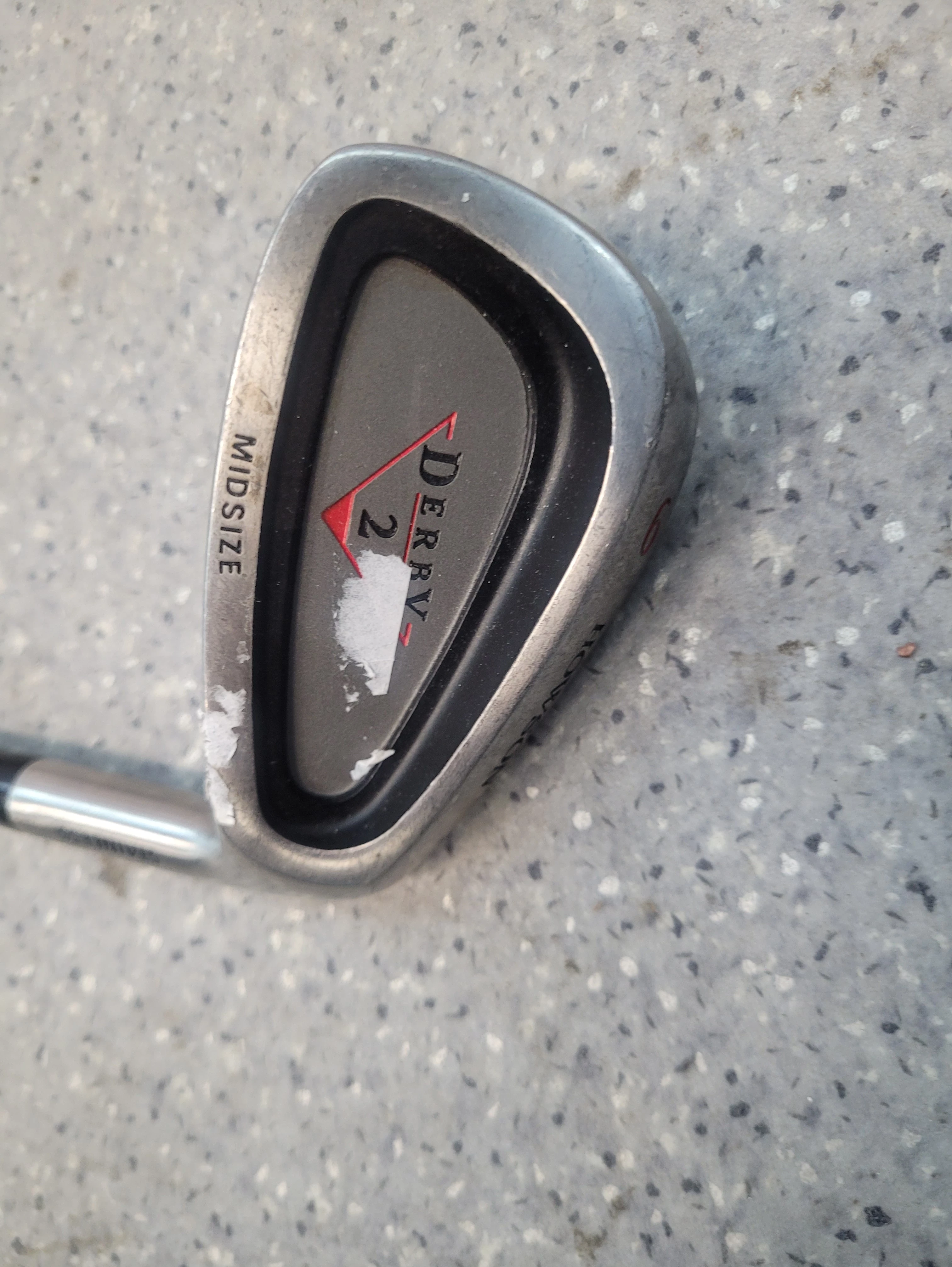 kij-golfowy-howson-9-derby-2-czerwono-czarny-model-plus-oversize