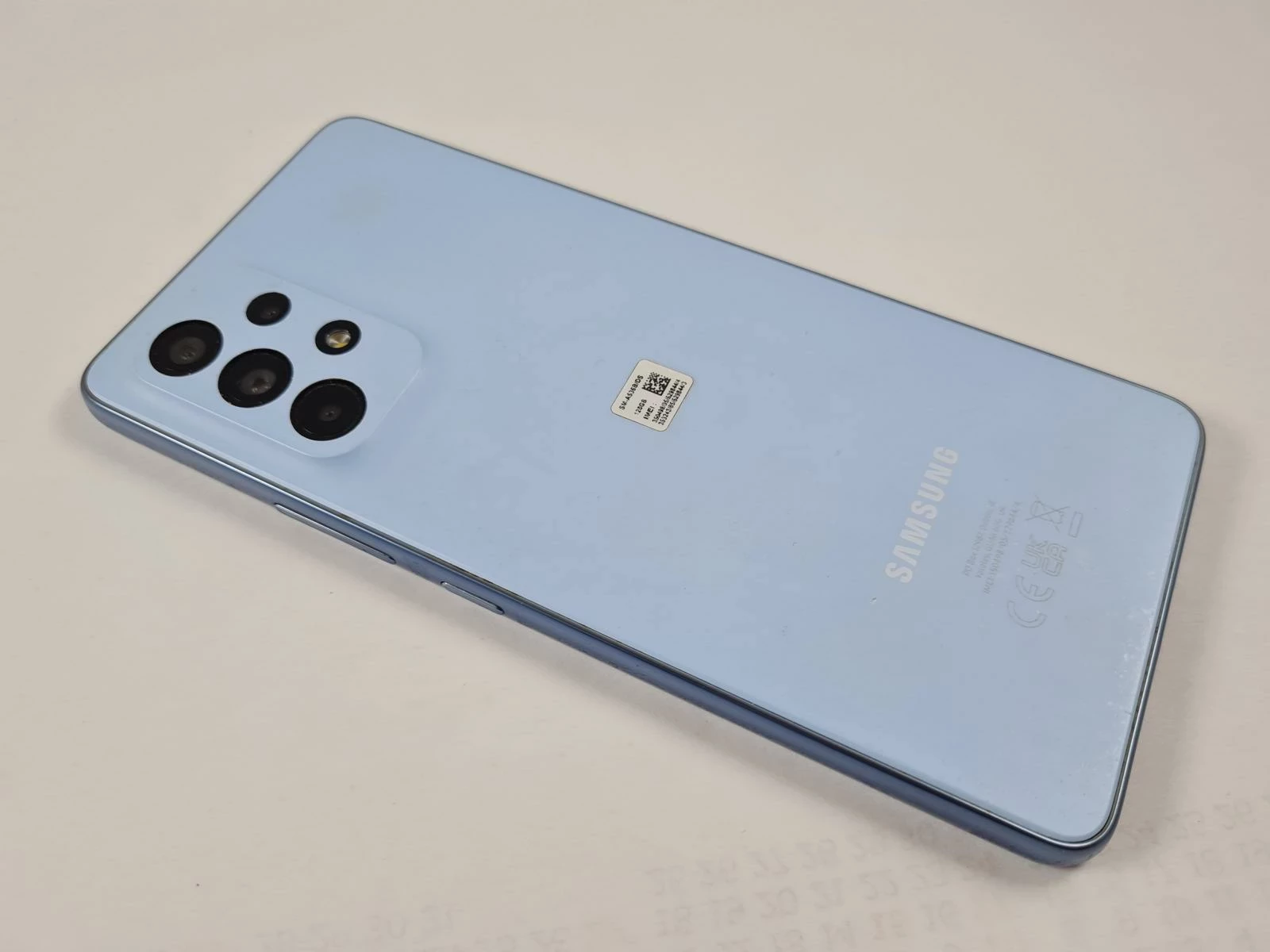 sasmung-galaxy-a53-5g-6128gb-pudelko-przekatna-ekranu-650