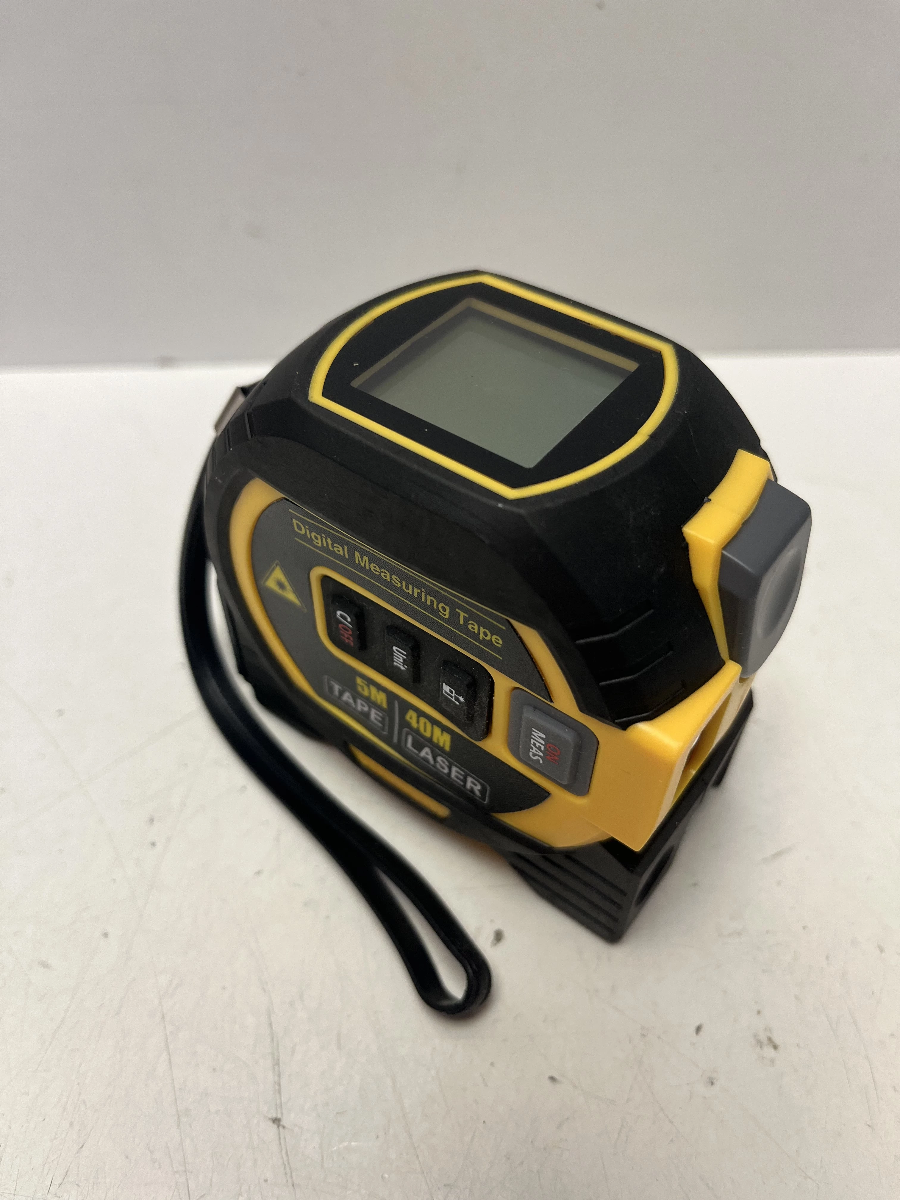 metrowka-z-laserem-dmt-stan-11323-2