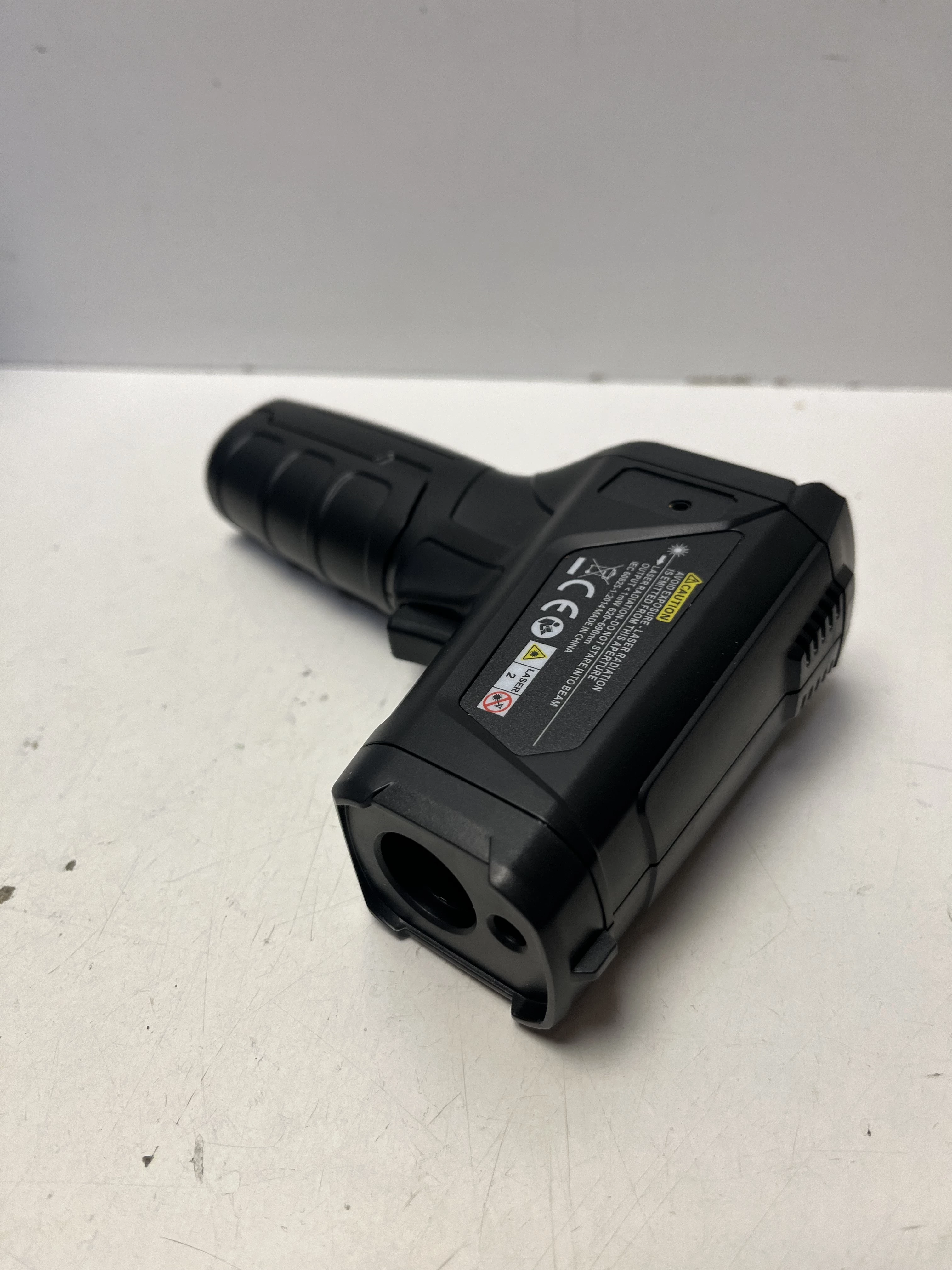 mestek-ir02c-przemyslowy-termometr-bezdotykowy-model-ir02c