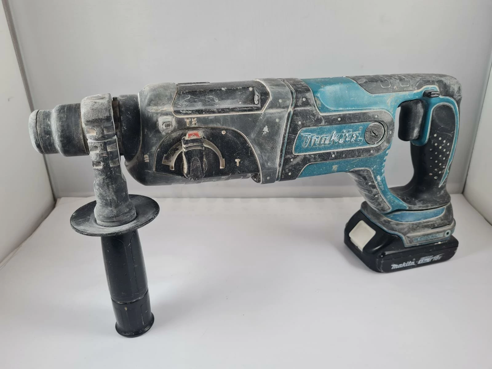 mlotowiertarka-makita-dhr241-aku-wielka-rzeznicka-1-srem-centrum