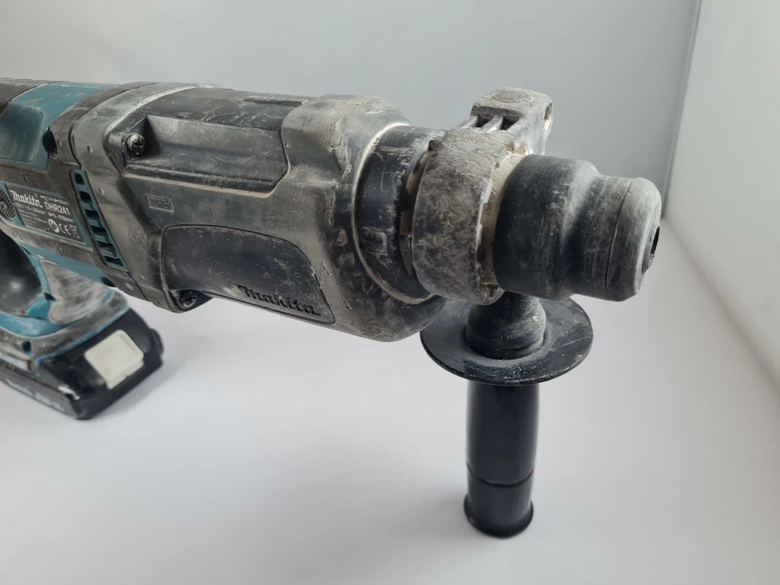 mlotowiertarka-makita-dhr241-aku-maksymalna-moc-33000