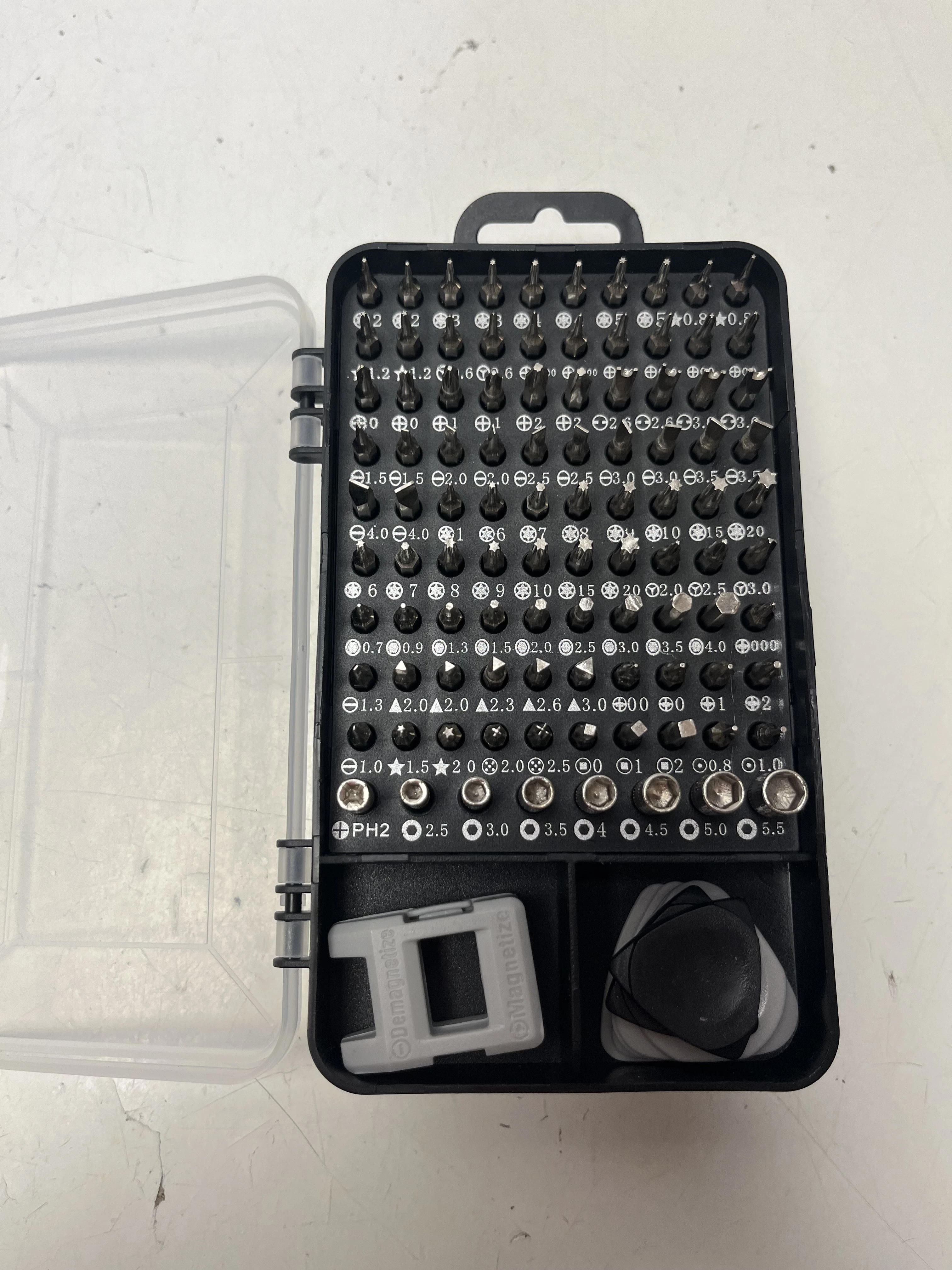 zestaw-bitow-w-zakretakiem-falcon-osiedle-teatralne-3u15-krakow