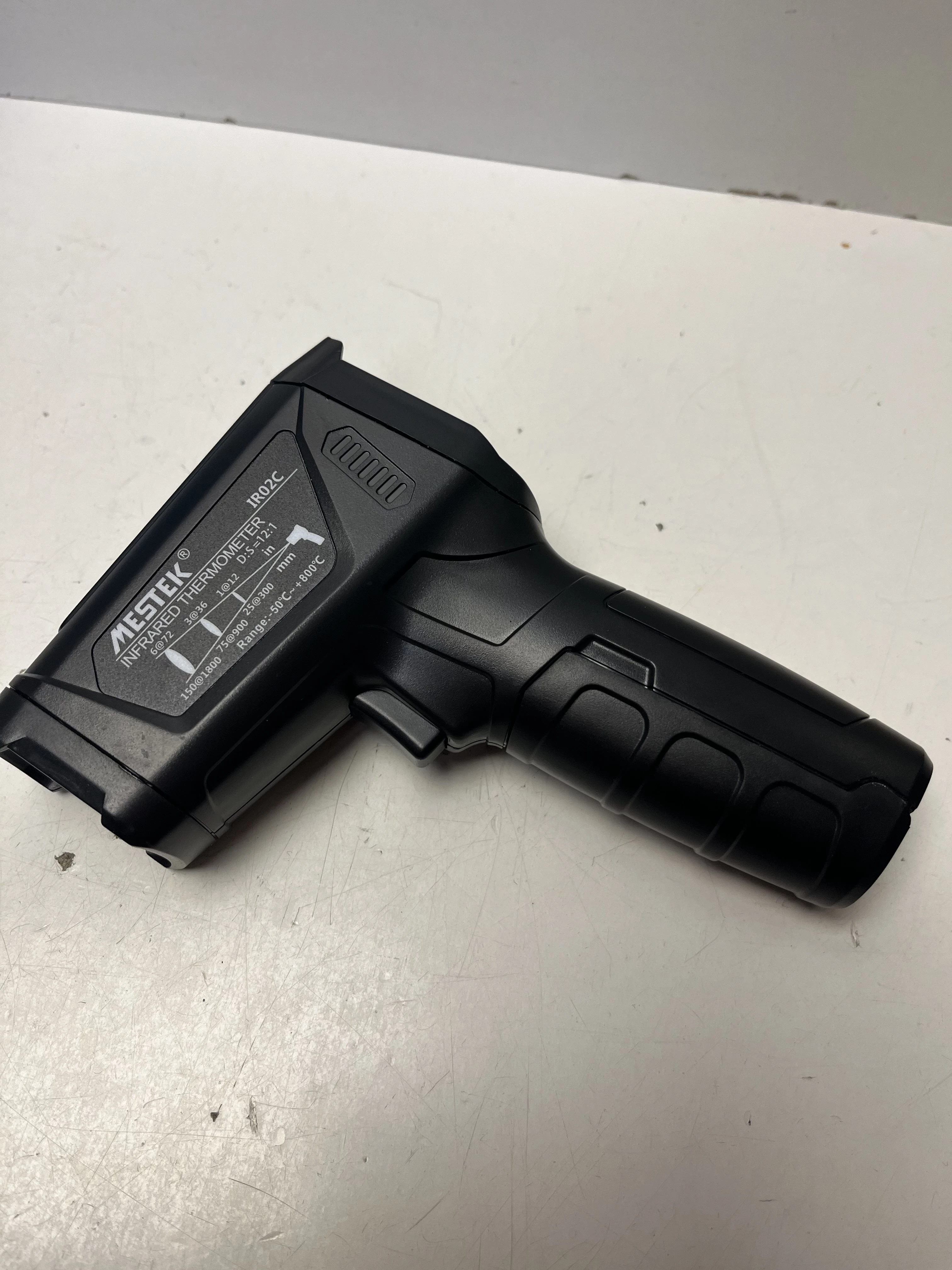 mestek-ir02c-przemyslowy-termometr-bezdotykowy-kod-producenta-pci-2452