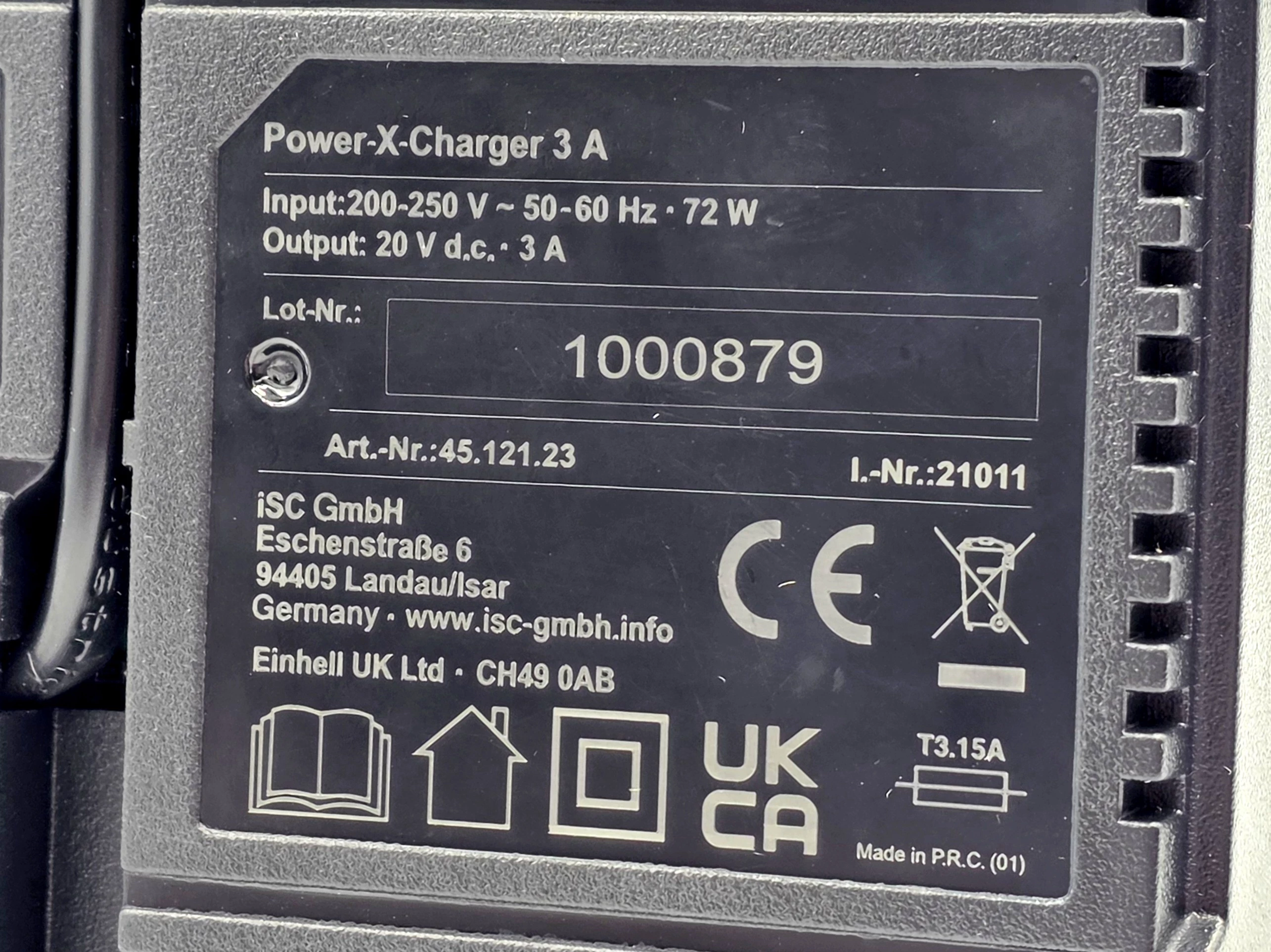 zestaw-startowy-einhell-ladowarka-power-x-charger-3a-akumulator-40ah-18-pojemnosc-akumulatora-400