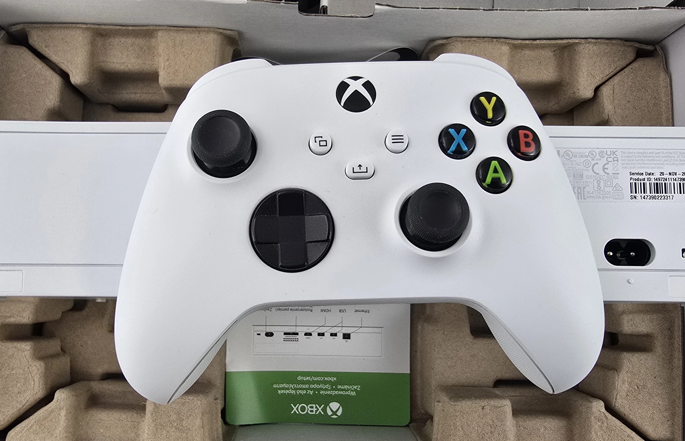 konsola-xbox-series-s-512-gb-waga-produktu-z-opakowaniem-jednostkowym-2000