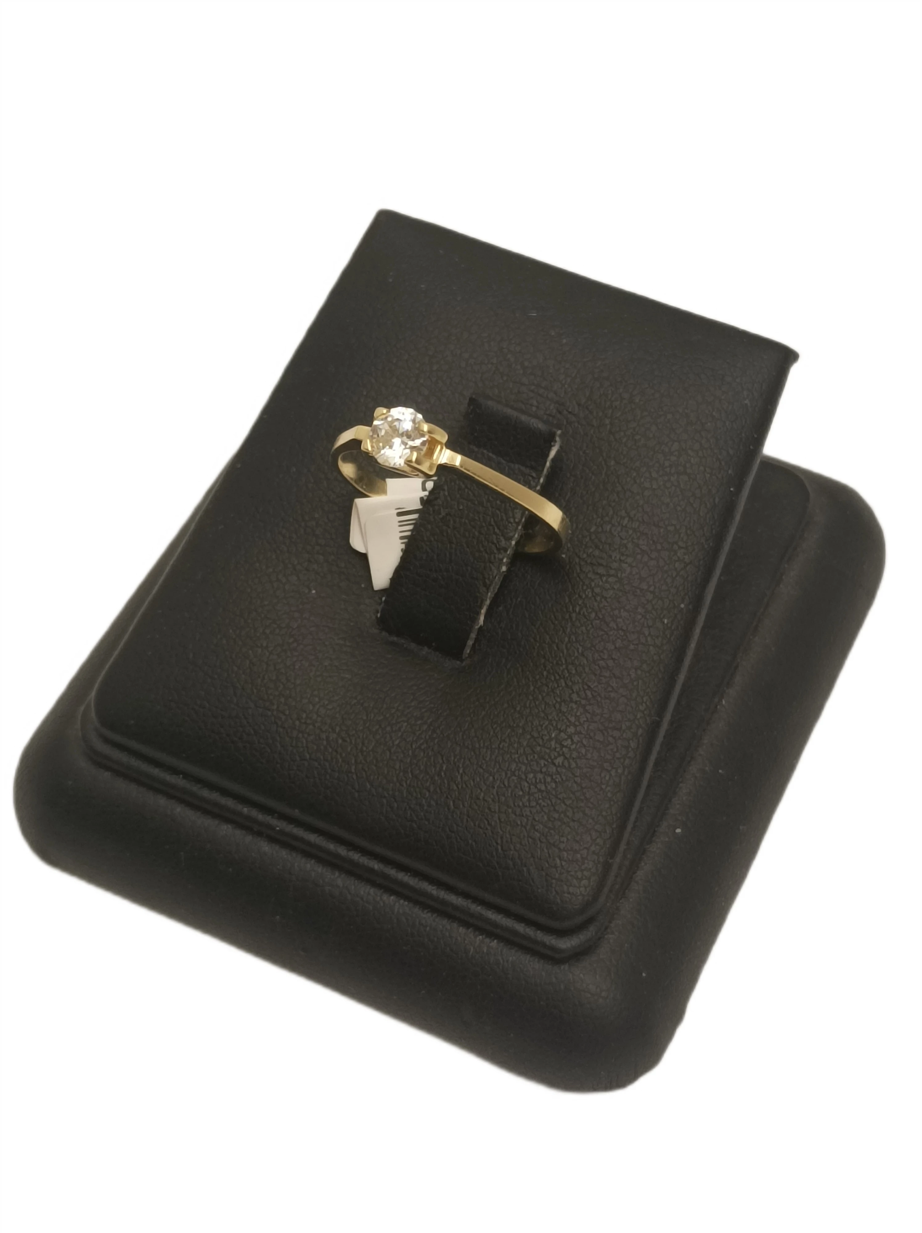 zloty-pierscionek-585-z-kamieniem-stan-11323-2