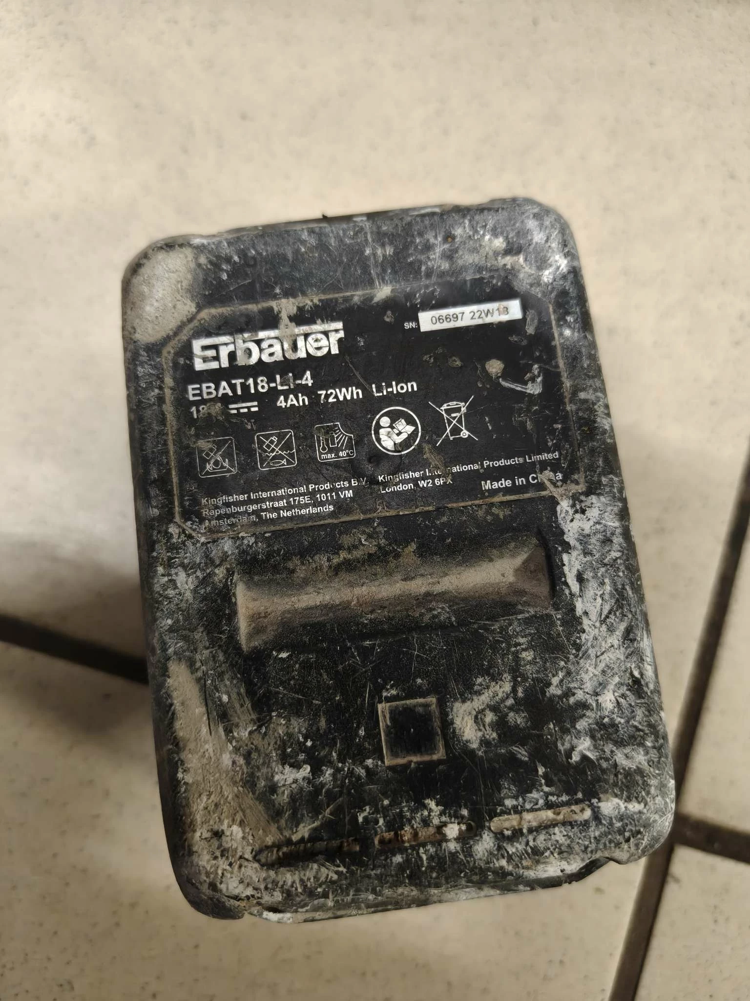 pila-szablasta-erbauer-ers18-li-akumulator-4ah-glebokosc-ciecia-w-drewnie-18000