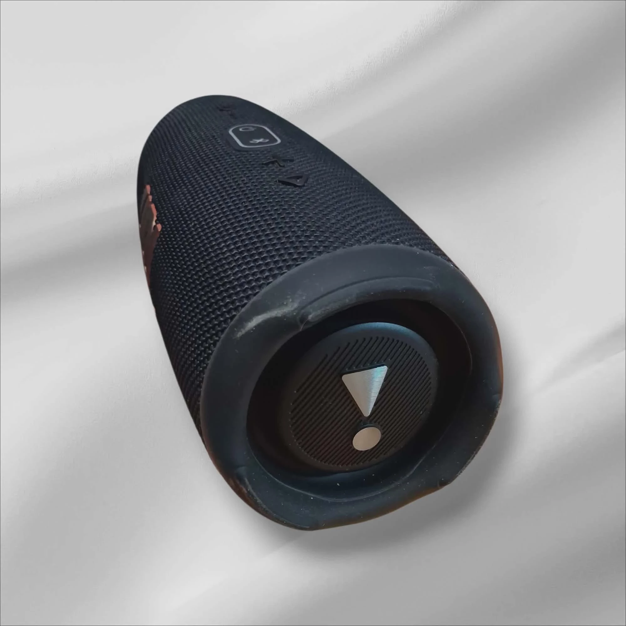 glosnik-bt-jbl-charge-5-stan-11323-2