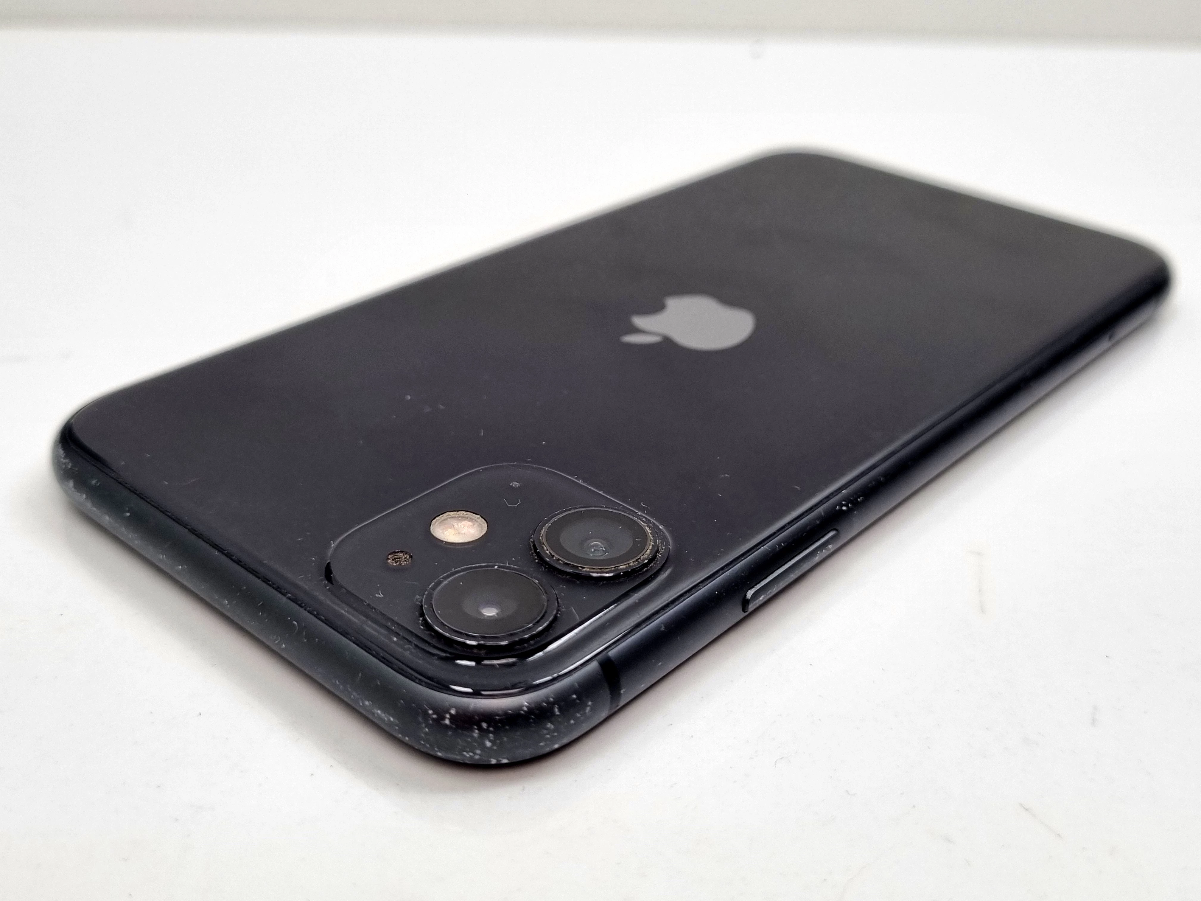 telefon-iphone-11-64gb-78-typ-202685-212929