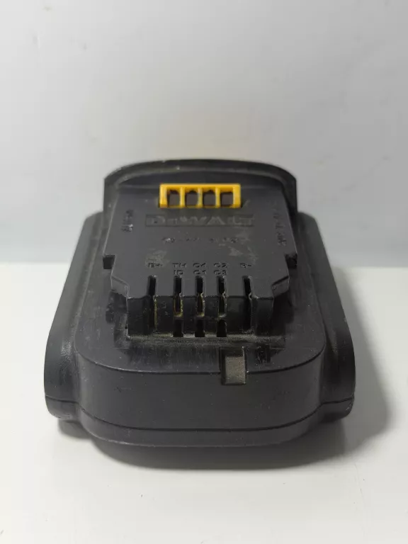 akumulator-dewalt-dcb141-15ah-stan-11323-2