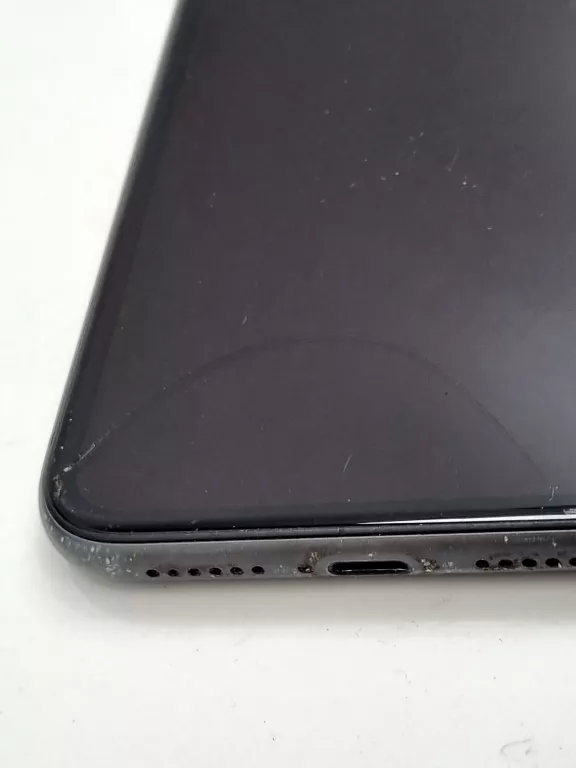 telefon-iphone-11-64gb-78-wbudowana-pamiec-202869-214193